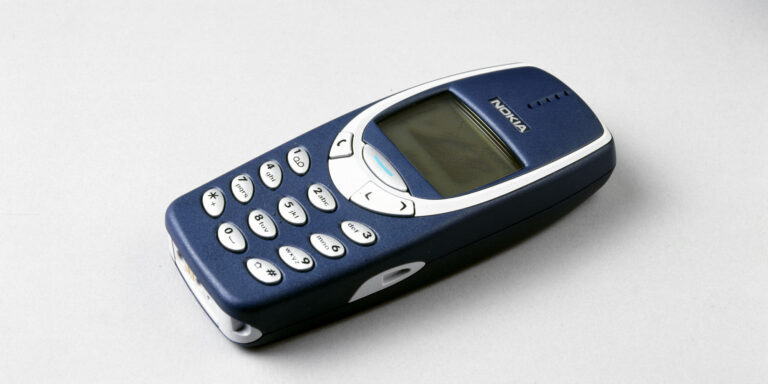 Nokia vai relançar celular recordista de vendas nos anos 2000, com bateria interminável